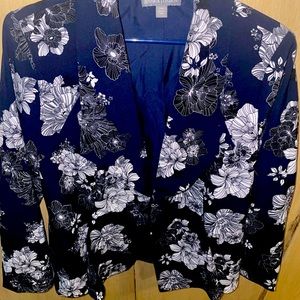 Women’s plus size blazer size 14w